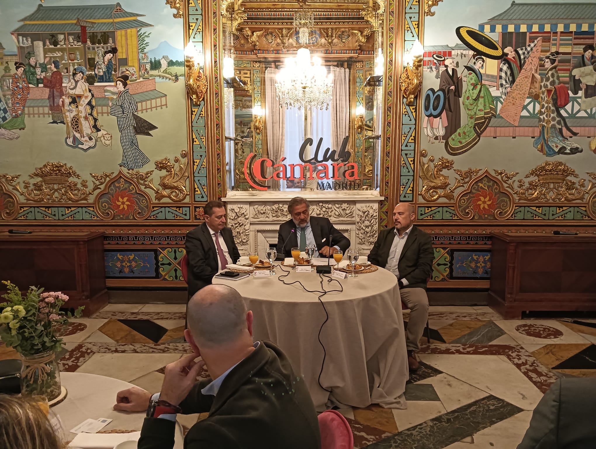 Desayuno Beka y Cámara en el Palacio de Santoña