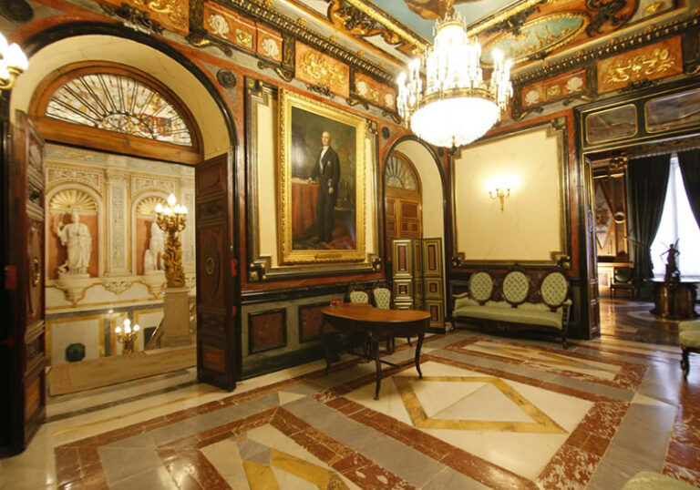 12 salas en el Palacio de Santoña