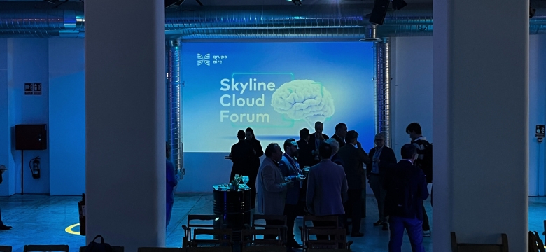 debate sobre IA y nube en el Skyline Cloud Forum