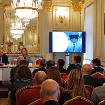 Vaciero sobre el crecimiento seguro