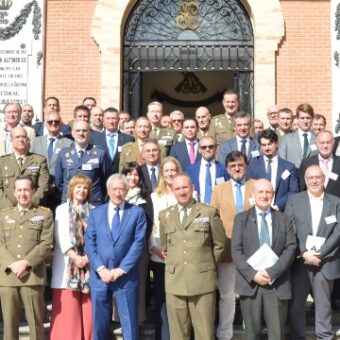 Agregados de Defensa