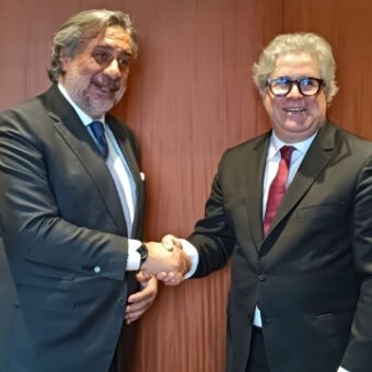 Impact Imooh firma como socio premium